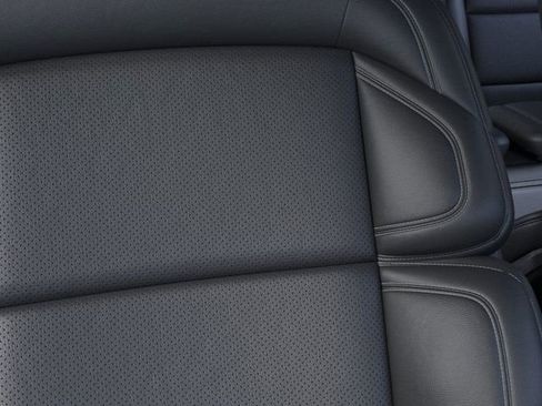 New 2025 Lincoln Navigator Reserve AWD/4WD image 16