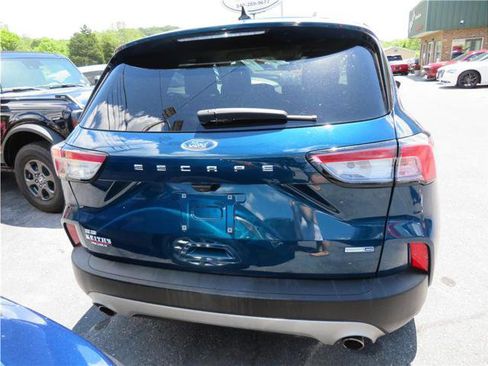 Used 2020 Ford Escape SE image 20