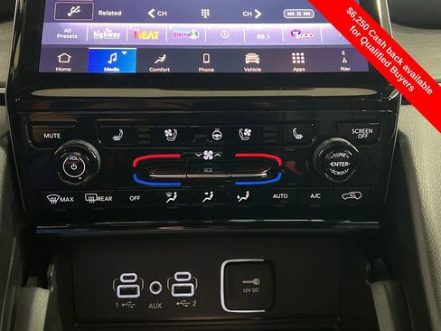 New 2025 Jeep Grand Cherokee Limited w/ Luxury Tech Group II image 7