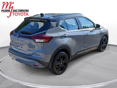 Used 2023 Nissan Kicks SR w/ SR Premium Package image 9