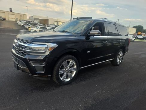 Used 2022 Ford Expedition King Ranch AWD/4WD image 3