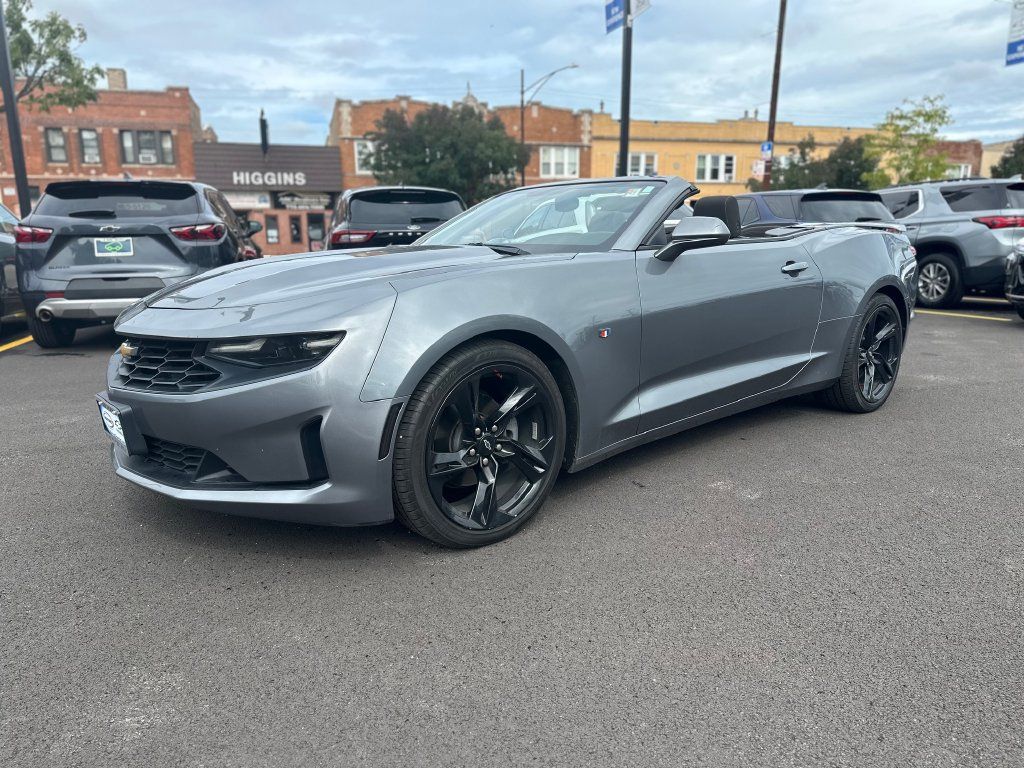 Used 2020 Chevrolet Camaro LT RWD image 7