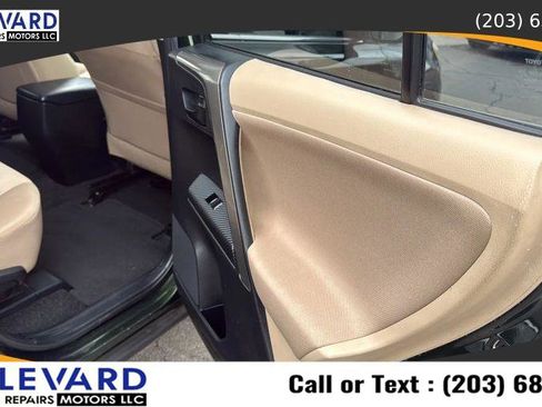 Used 2013 Toyota RAV4 XLE AWD/4WD image 30