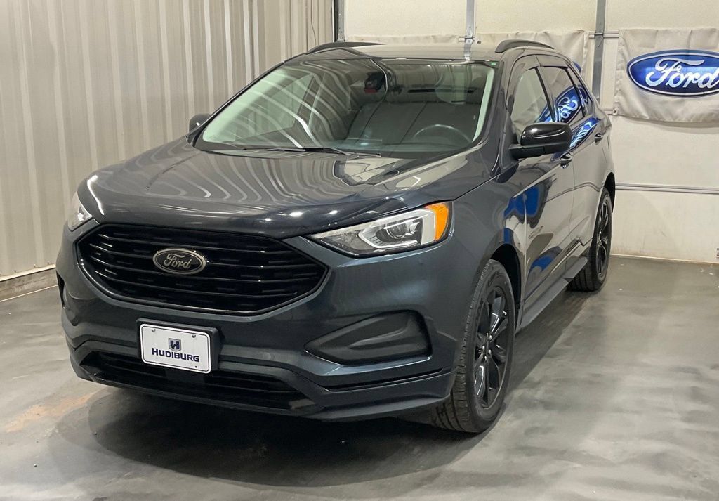 Used 2024 Ford Edge SE w/ Black Appearance Package AWD/4WD image 4