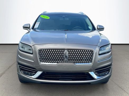 Used 2019 Lincoln Nautilus Reserve FWD image 2