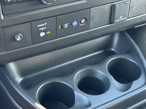 Used 2023 Chevrolet Express 3500 LS image 22