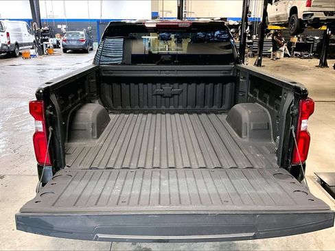 Used 2024 Chevrolet Silverado 1500 RST w/ Redline Edition AWD/4WD image 32