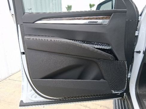 Used 2026 Cadillac Escalade Platinum Sport w/ LPO, Floor Liner Package RWD image 21