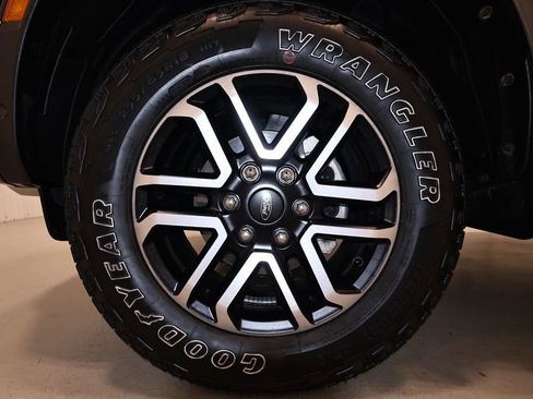 Certified 2024 Ford Ranger Lariat w/ FX4 Off-Road Package AWD/4WD image 44