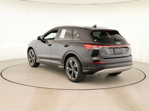 Certified 2022 Audi Q4 e-tron Premium Plus image 4