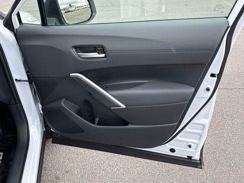 Used 2026 Toyota Corolla Cross XLE w/ Convenience Package image 19