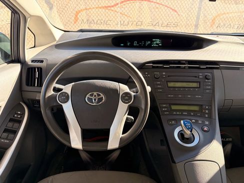 Used 2011 Toyota Prius Two image 29