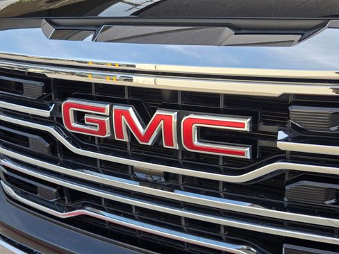 Certified 2024 GMC Sierra 1500 SLT RWD image 3