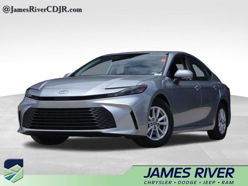 Used 2026 Toyota Camry LE FWD image 1