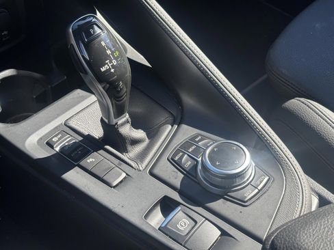 Used 2023 BMW X2 sDrive28i image 12