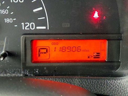 Used 2020 Nissan NV200 SV w/ Back Door Glass Package image 14