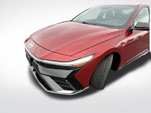 Used 2024 Hyundai Elantra N Line image 18