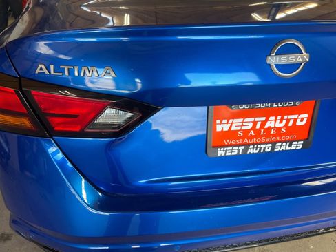 Used 2025 Nissan Altima 2.5 SR image 25