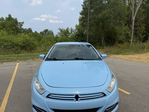 Used 2013 Dodge Dart SXT FWD image 2