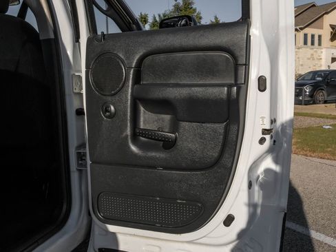 Used 2003 Dodge Ram 2500 Truck SLT image 47