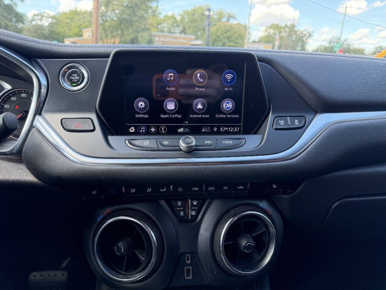 Used 2019 Chevrolet Blazer LT FWD image 13