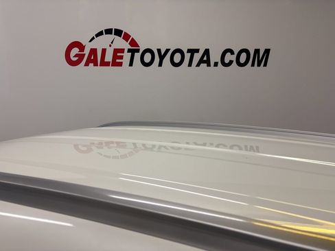 Used 2023 Kia Sportage EX image 9