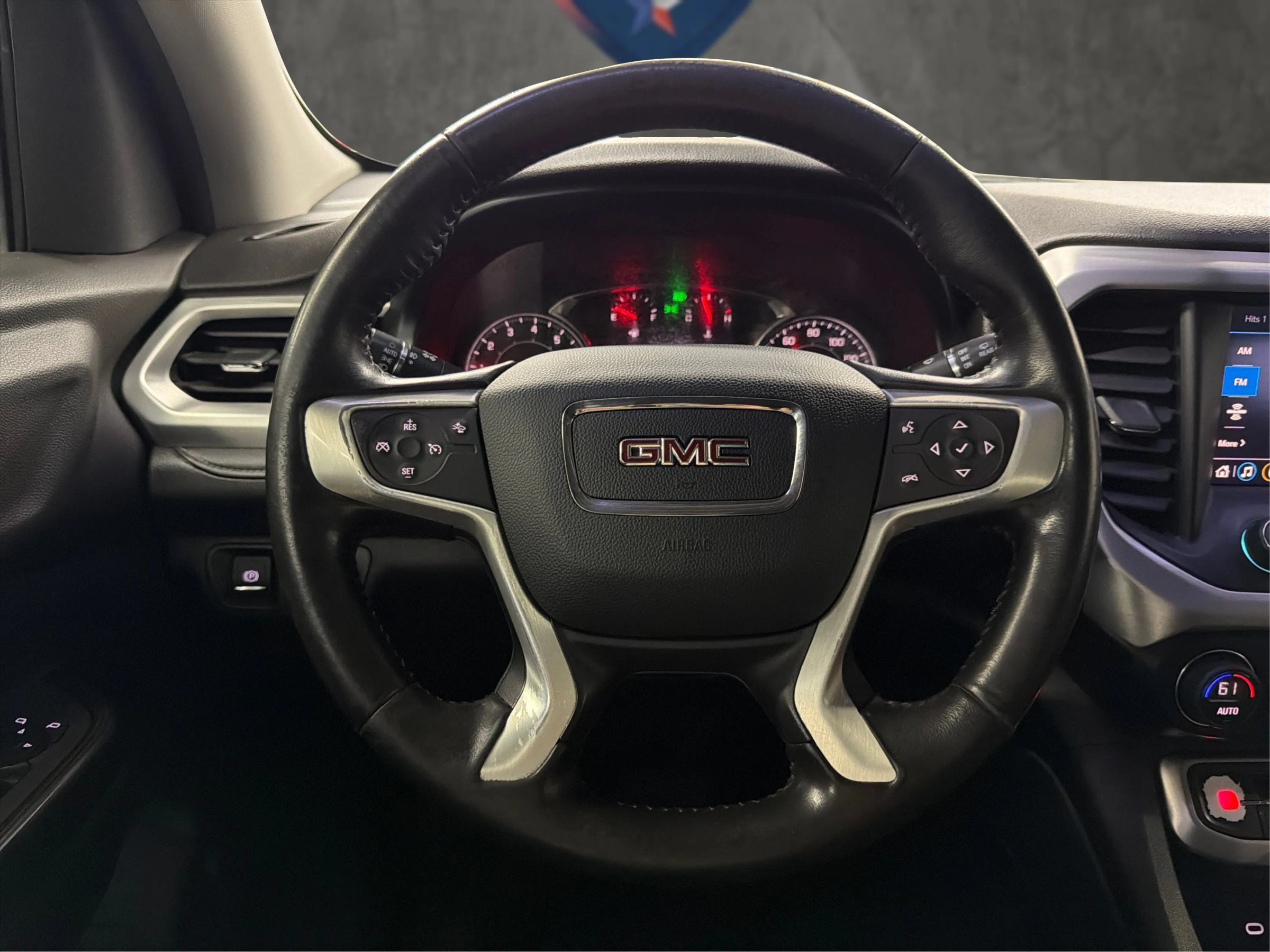 Used 2020 GMC Acadia SLT w/ LPO, Cargo Package FWD image 34