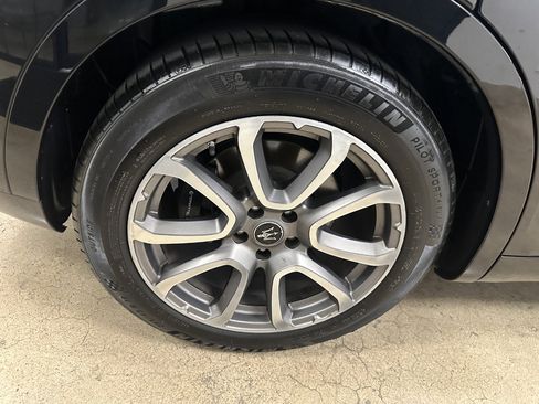 Used 2020 Maserati Levante S image 25