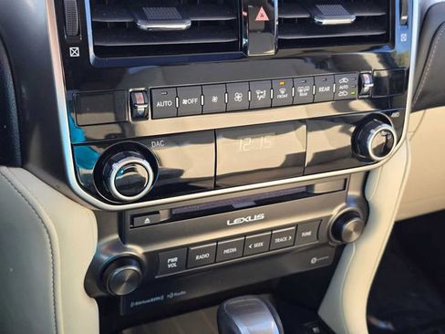 Certified 2023 Lexus GX 460 Premium image 30