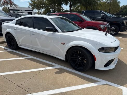 Used 2023 Dodge Charger Scat Pack RWD image 6