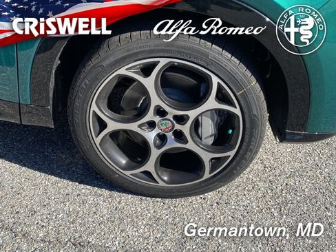 Used 2024 Alfa Romeo Tonale Ti image 13