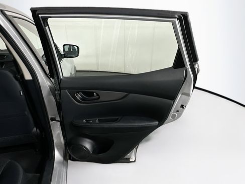 Used 2022 Nissan Rogue Sport S FWD image 27