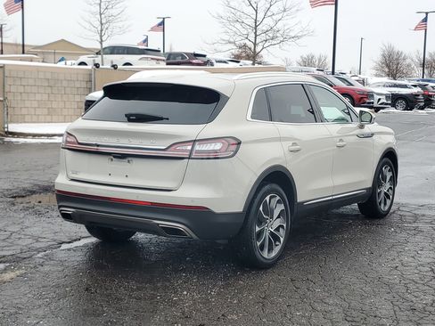 Certified 2023 Lincoln Nautilus Reserve image 6