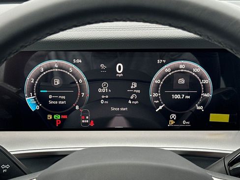 New 2026 Volkswagen Tiguan SE R-Line image 23