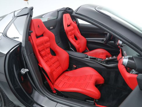 Certified 2023 Ferrari 812 GTS image 23