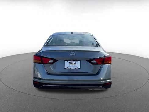 Used 2025 Nissan Altima 2.5 SV image 12