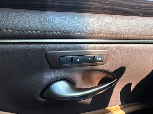 Used 2021 Lexus ES 350 w/ Premium Package FWD image 7