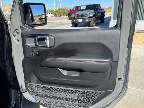 Used 2020 Jeep Wrangler Unlimited Rubicon w/ Quick Order Package 28Y Recon image 28