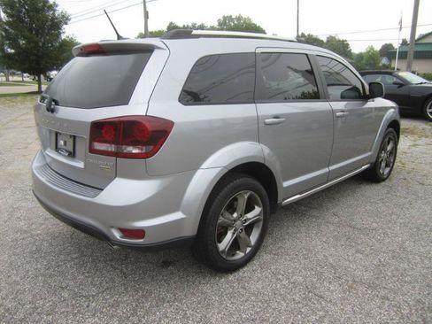 Used 2017 Dodge Journey Crossroad FWD image 8