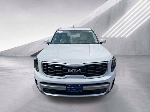 Used 2023 Kia Telluride AWD image 2