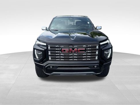 Used 2024 GMC Canyon Denali AWD/4WD image 8
