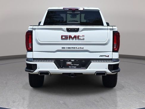 Used 2024 GMC Sierra 1500 AT4 w/ Technology Package AWD/4WD image 7
