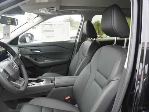 New 2026 Nissan Rogue Dark Armor FWD image 16