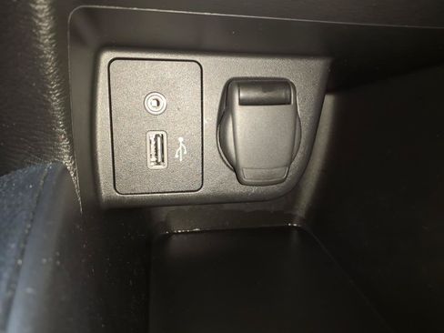 Used 2024 Nissan Versa S w/ Trunk Package FWD image 27