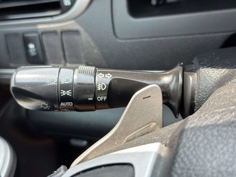 Used 2014 Toyota Camry SE FWD image 23