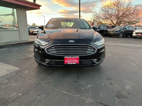 Used 2019 Ford Fusion SE image 5