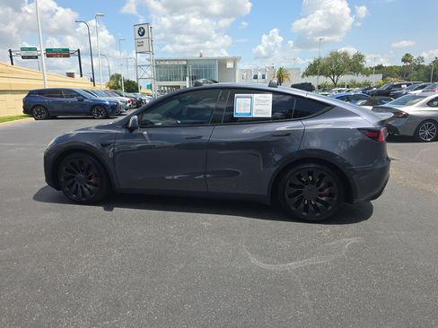 Used 2023 Tesla Model Y Performance AWD/4WD image 7