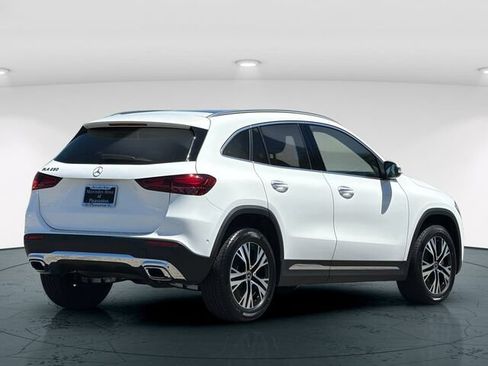 Used 2026 Mercedes-Benz GLA 250 image 7