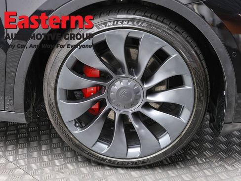 Used 2022 Tesla Model Y Performance AWD/4WD image 25