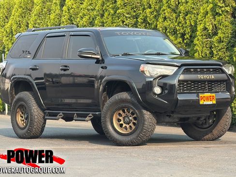 Used 2016 Toyota 4Runner SR5 AWD/4WD image 1